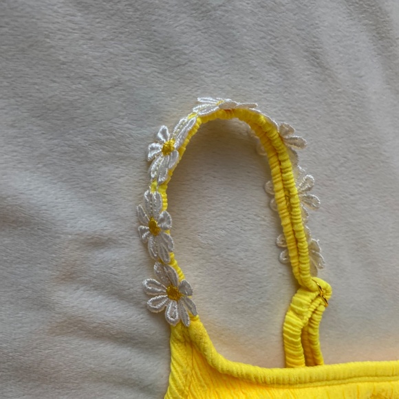 Yellow and white daisy bikini top - Picture 3 of 6